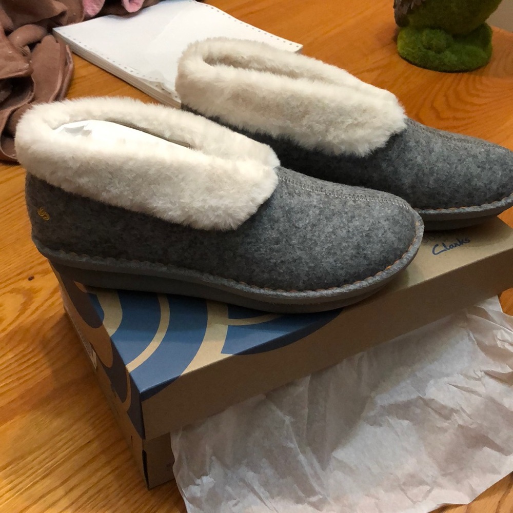 Clark’s Slippers